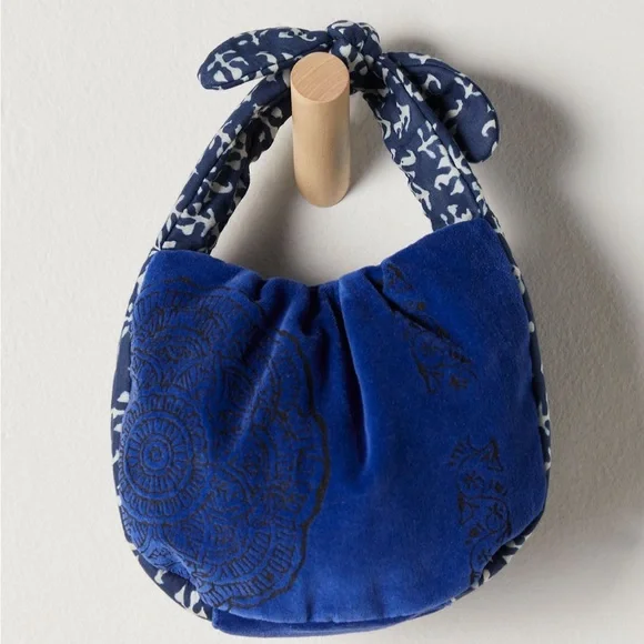 Free people Aria Mini Velvet Bag - Picture 10 of 12